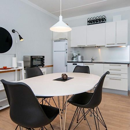 4 Person Holiday Home On A Holiday Park In Glesborg Exterior foto